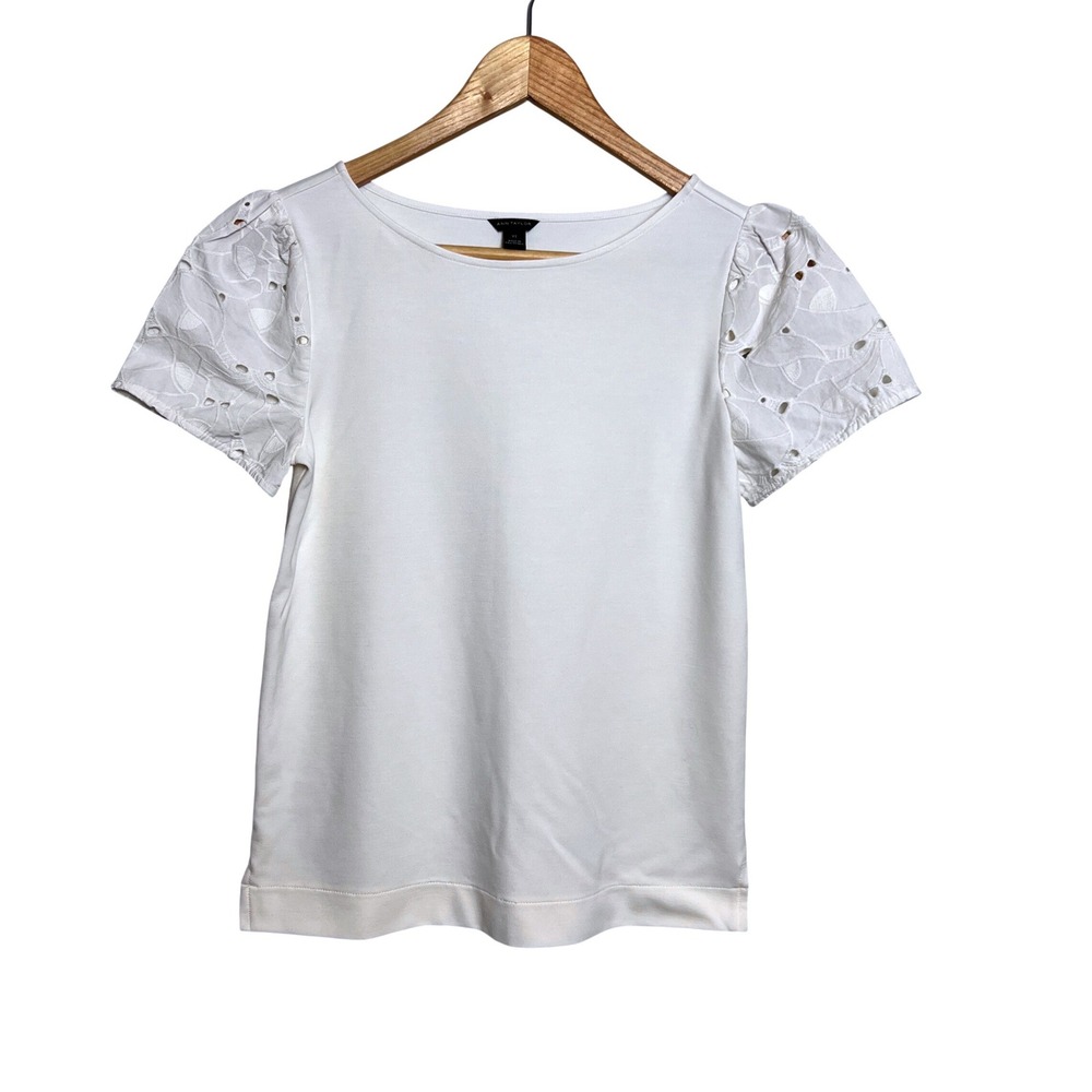 Ann‎ Taylor White Eyelet Puff Sleeve Boat Neck Knit Top Blouse XS